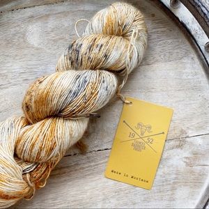 The Farmer's Daughter Fibers Foxy Lady